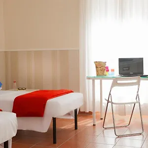  Hostel Budget Des Arts