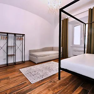 Vatican Design Roma